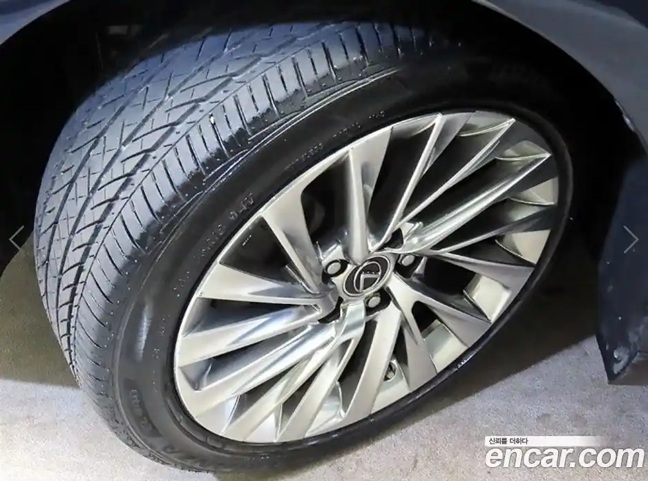 Lexus ES 2022 2.5 гидро в Москве № 1917186, фото 20