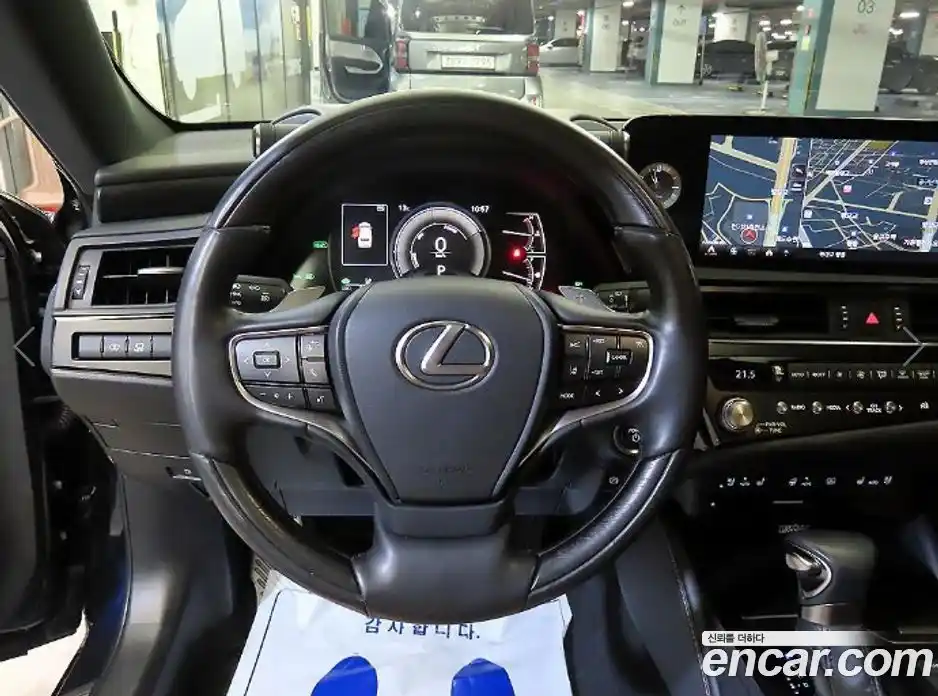 Lexus ES 2022 2.5 гидро в Москве № 1917186, фото 8