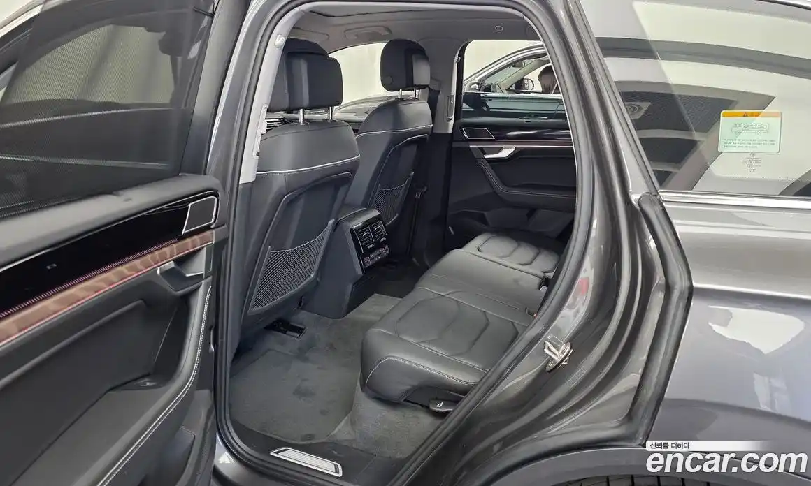 Volkswagen Touareg 2025 3.0 гидро в Москве № 1917276, фото 16