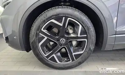 Volkswagen Touareg 2025 3.0 гидро в Москве № 1917276, миниатюра 5