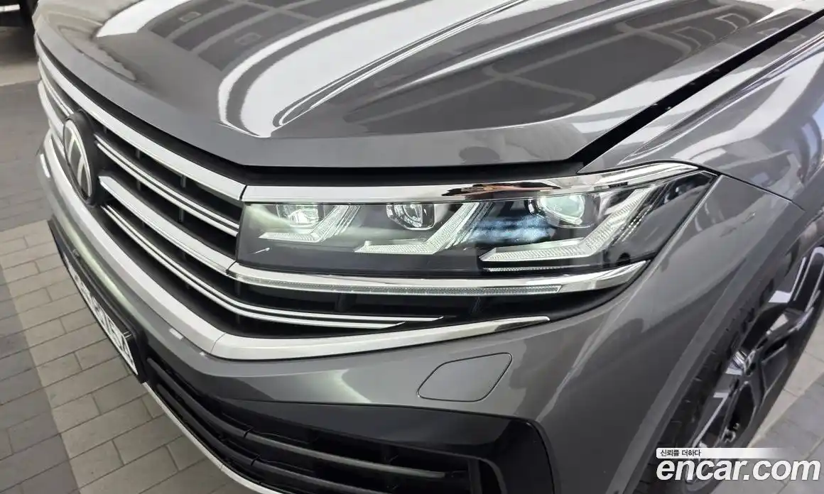 Volkswagen Touareg 2025 3.0 гидро в Москве № 1917276, фото 8