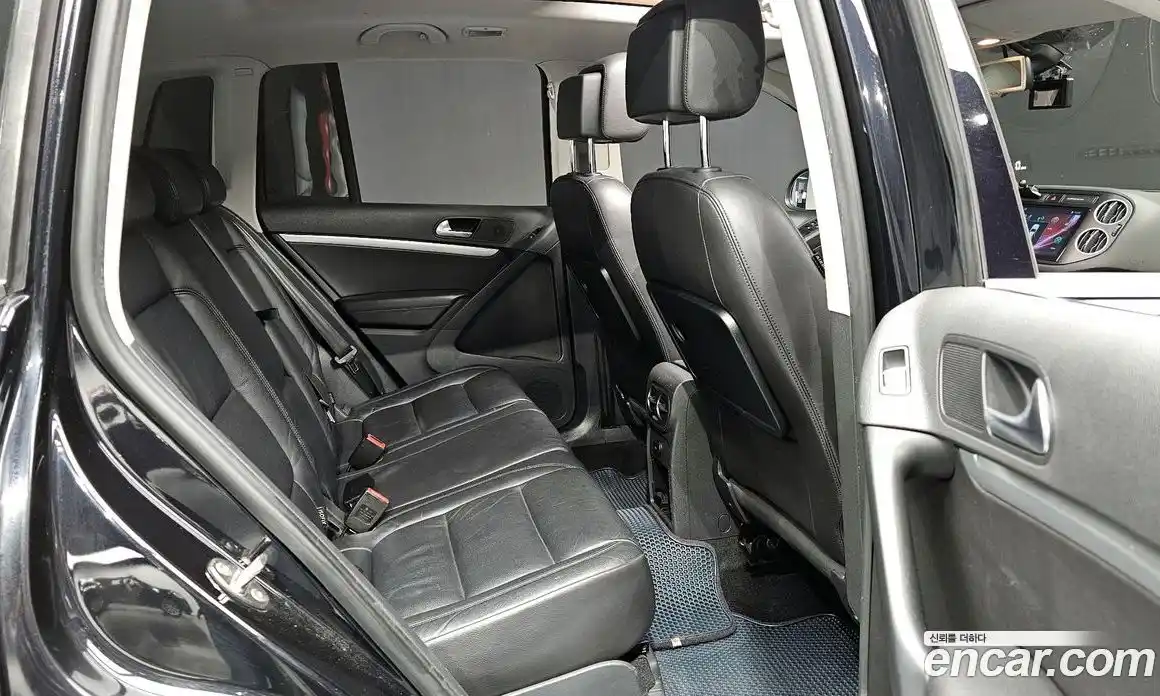 Volkswagen Tiguan 2014 2.0 гидро в Москве № 1918298, фото 12