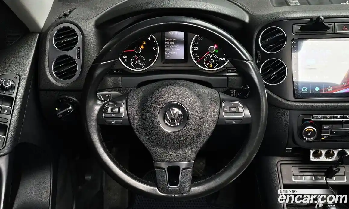 Volkswagen Tiguan 2014 2.0 гидро в Москве № 1918298, фото 14