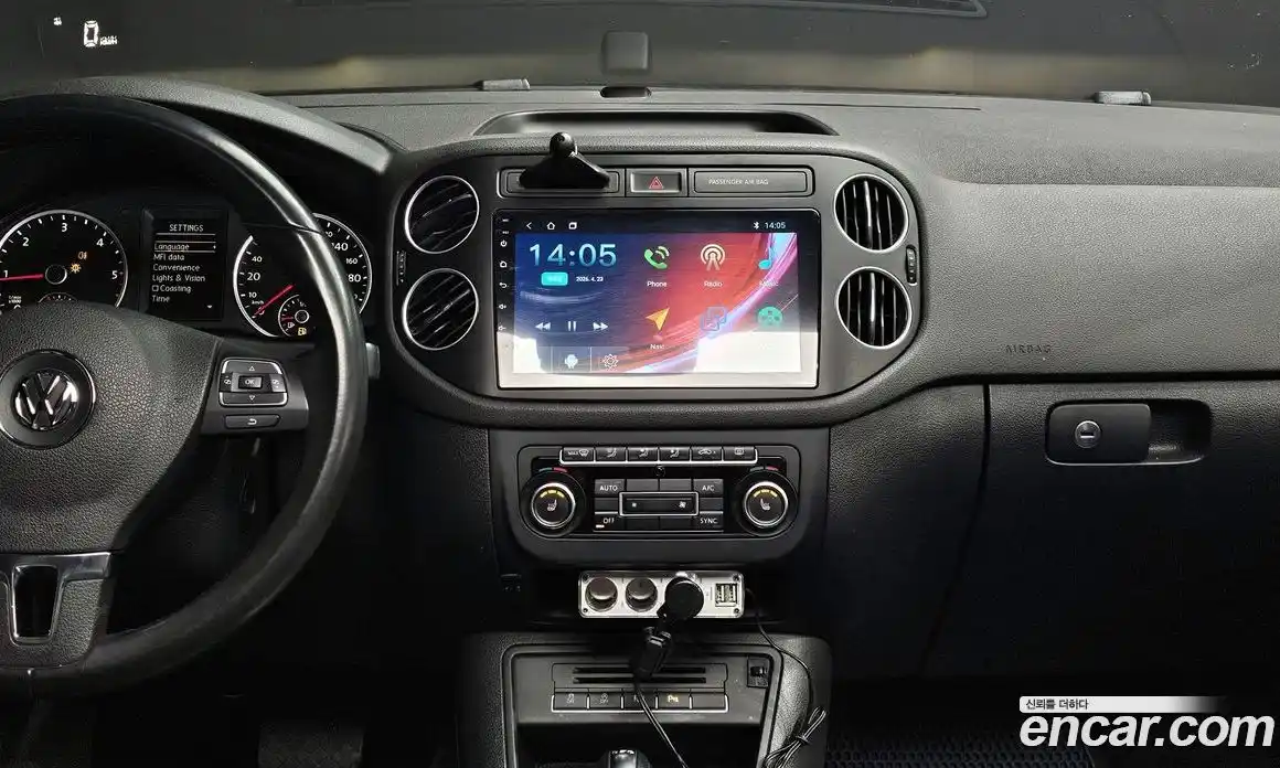 Volkswagen Tiguan 2014 2.0 гидро в Москве № 1918298, фото 15