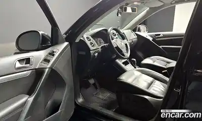 Volkswagen Tiguan 2014 2.0 гидро в Москве № 1918298, миниатюра 10