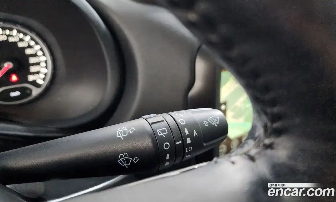 Jeep Renegade 2019 2.4 гидро в Москве № 1919113, фото 30