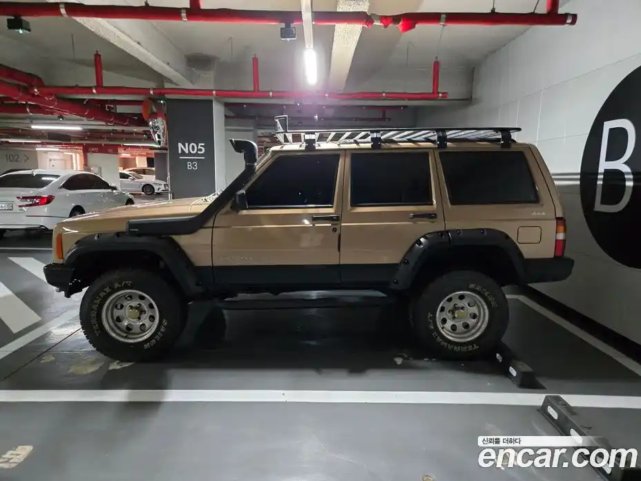 Jeep Cherokee 1999 2.5 механика в Москве № 1919451, фото 19