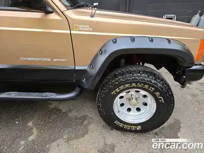 Jeep Cherokee 1999 2.5 механика в Москве № 1919451, миниатюра 3