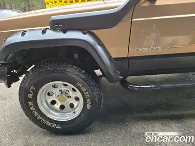 Jeep Cherokee 1999 2.5 механика в Москве № 1919451, миниатюра 4