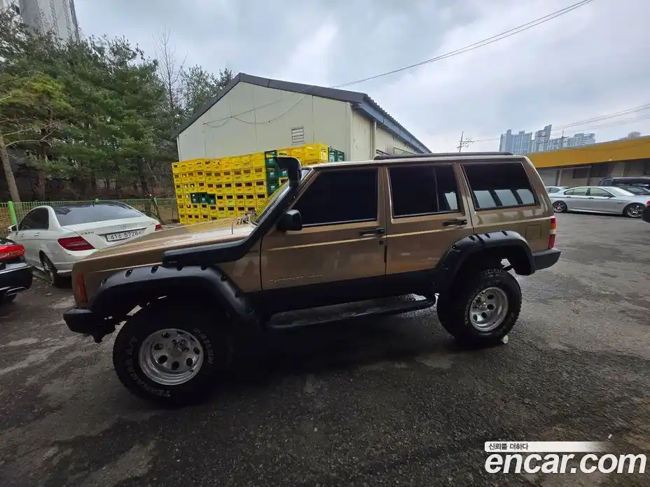 Jeep Cherokee 1999 2.5 механика в Москве № 1919451, фото 6