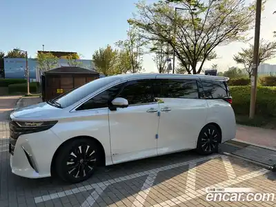 Toyota Alphard 2025 2.5 вариатор в Москве № 1919681, миниатюра 5