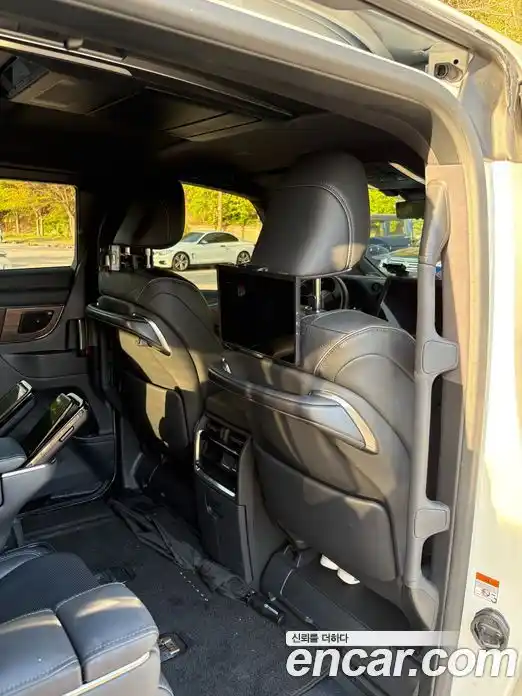 Toyota Alphard 2025 2.5 вариатор в Москве № 1919681, фото 9