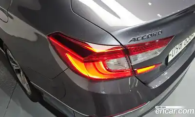 Honda Accord 2018 1.5 гидро в Москве № 1919911, миниатюра 9