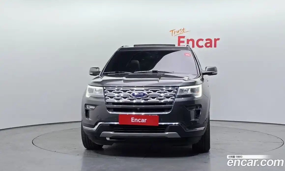 Ford Explorer 2018 2.3 гидро в Москве № 1920455, фото 3