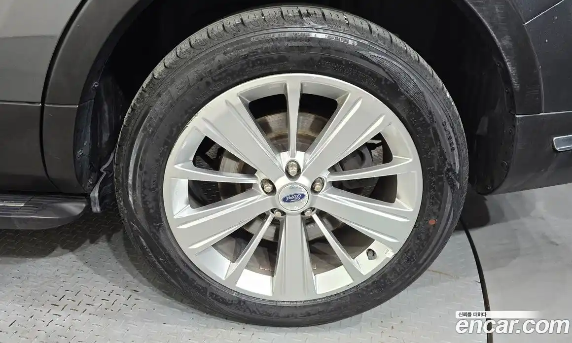 Ford Explorer 2018 2.3 гидро в Москве № 1920455, фото 7