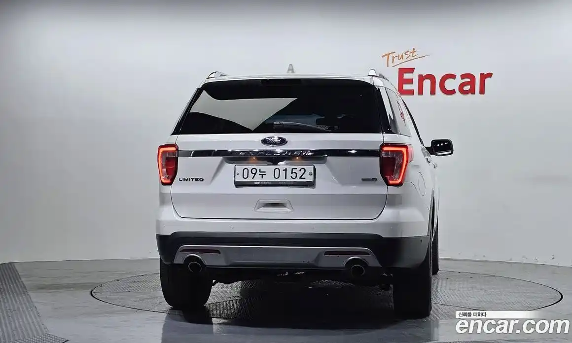 Ford Explorer 2017 2.3 гидро в Москве № 1920456, фото 4