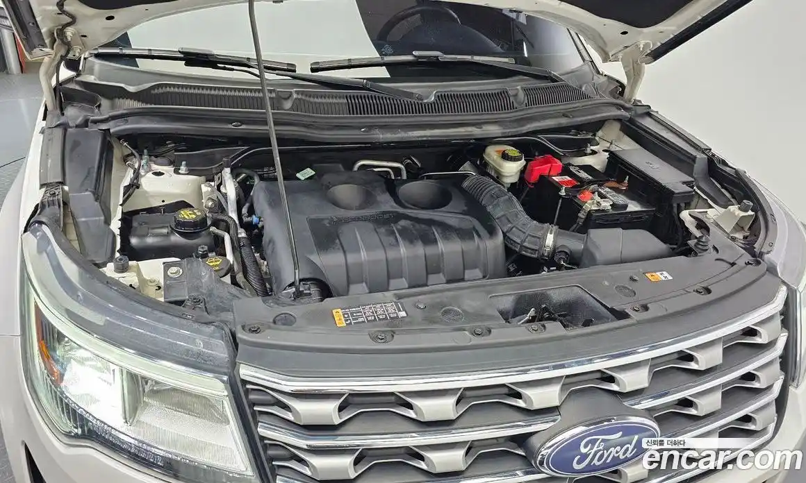 Ford Explorer 2017 2.3 гидро в Москве № 1920456, фото 6