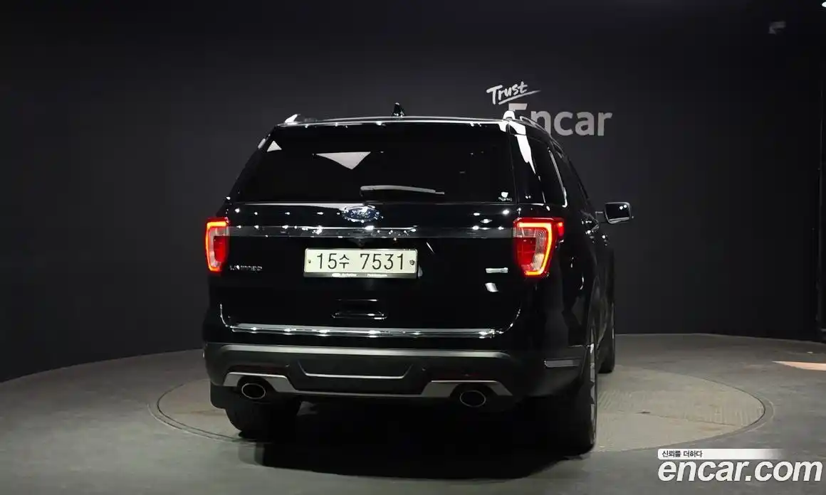 Ford Explorer 2018 2.3 гидро в Москве № 1920553, фото 4