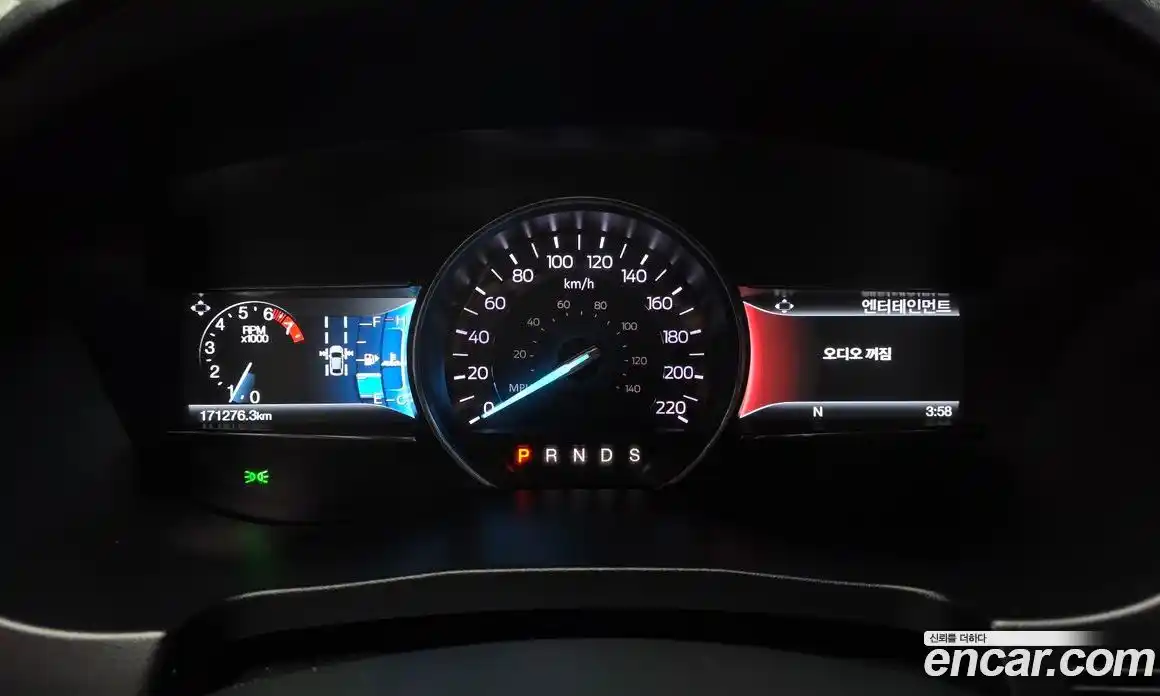 Ford Explorer 2018 2.3 гидро в Москве № 1920553, фото 8