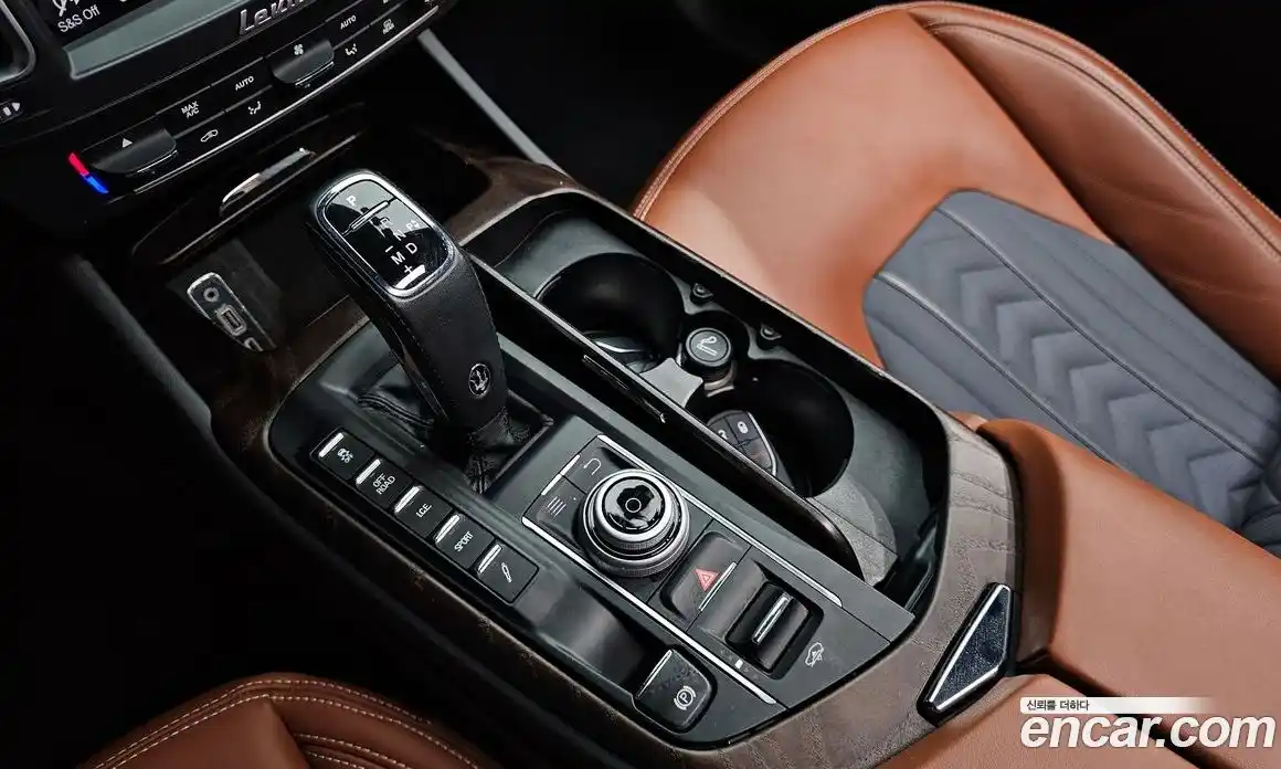 Maserati Levante 2020 3.0 гидро, фото 9