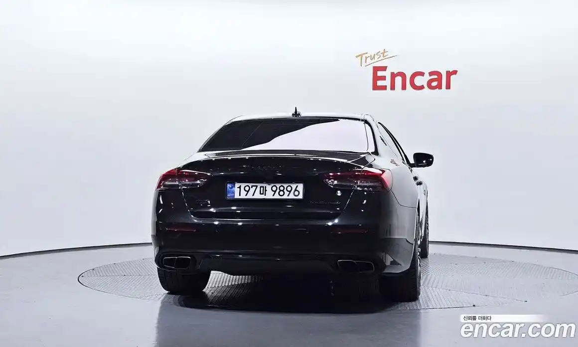 Maserati Quattroporte 2017 3.8 гидро, фото 4