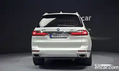BMW X7 2021 3.0 гидро в Москве № 193165, миниатюра 4
