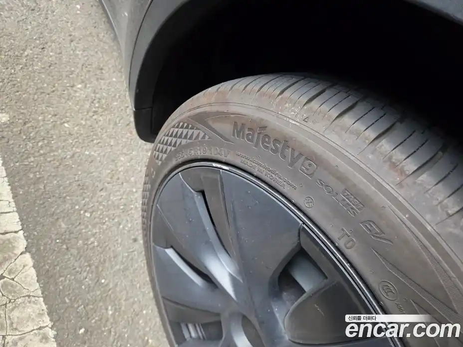 Tesla Model Y 2024 гидро, фото 8