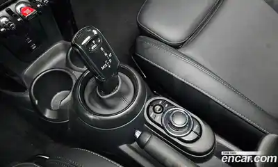 Mini Cooper 2022 1.5 гидро в Москве № 204190, миниатюра 9