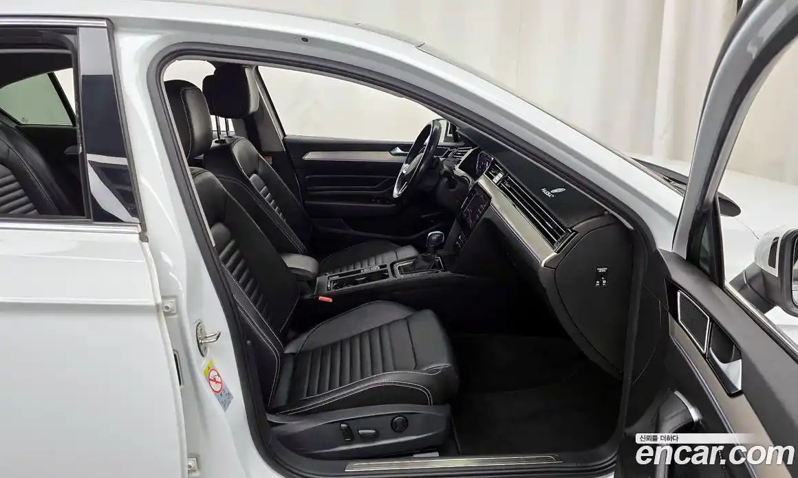 Volkswagen Passat 2021 2.0 гидро в Москве № 214888, фото 11