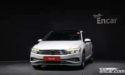 Volkswagen Passat 2021 2.0 гидро в Москве № 214888, миниатюра 3