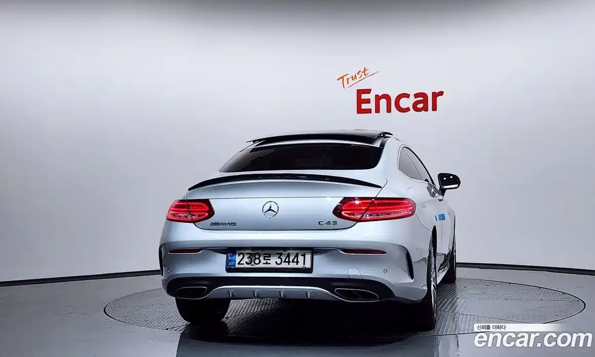 Mercedes-Benz C-Class 2016 2.0 гидро в Москве № 221383, фото 4