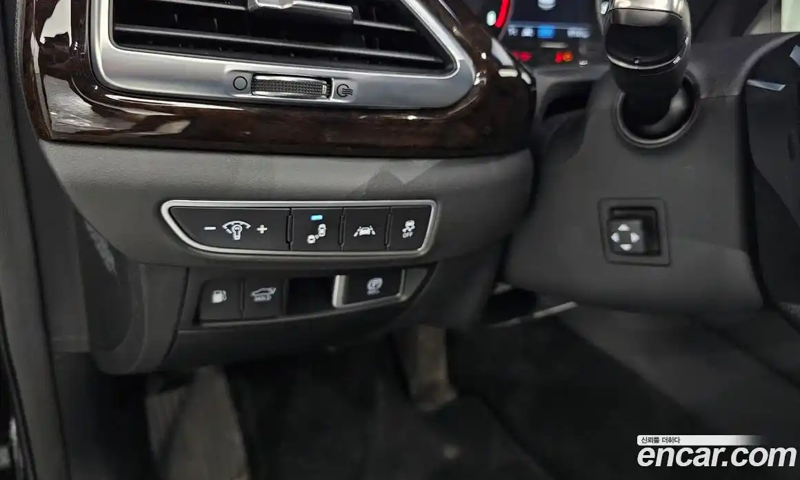 Genesis G90 2019 3.3 гидро в Москве № 22950, фото 16