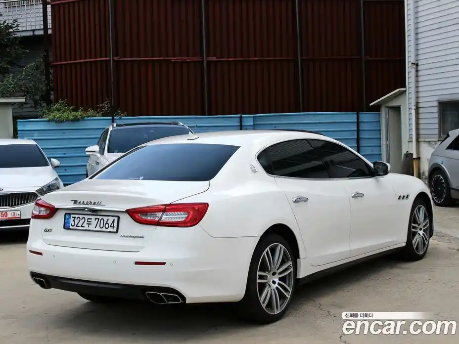 Maserati Quattroporte 2018 3.0 гидро, фото 3
