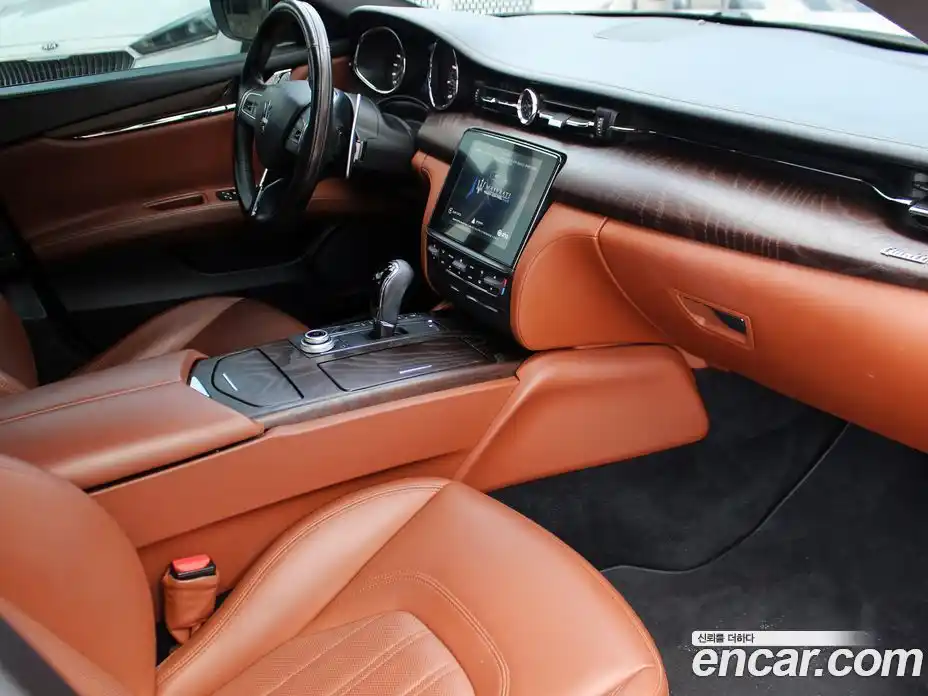 Maserati Quattroporte 2018 3.0 гидро, фото 9