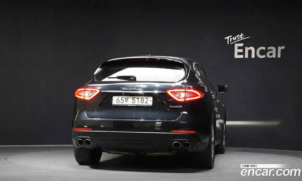Maserati Levante 2017 3.0 гидро, фото 4