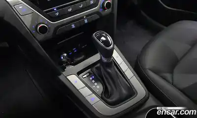 Hyundai Avante 2018 1.6 гидро в Москве № 1288430, миниатюра 12