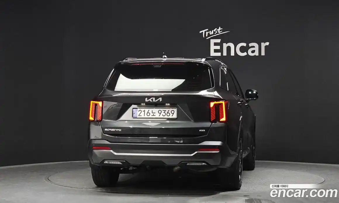 Kia Sorento 2023 2.5 гидро в Москве № 131370, фото 4