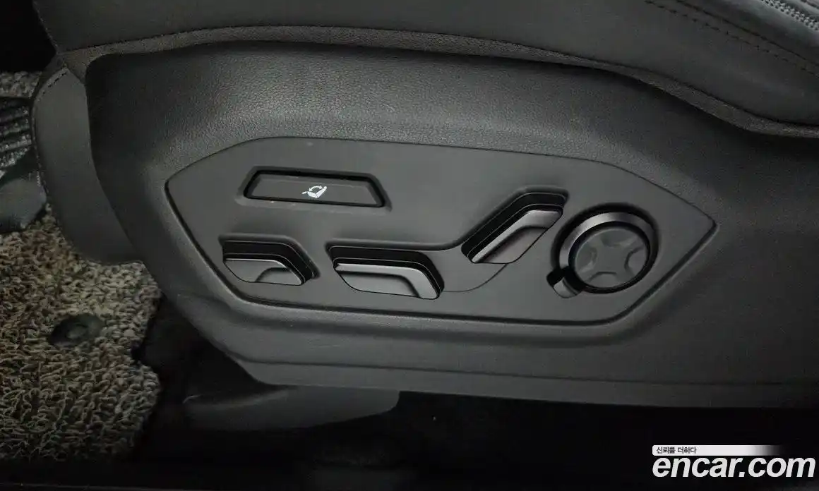 Hyundai Santa Fe 2023 2.5 гидро в Москве № 1317786, фото 32