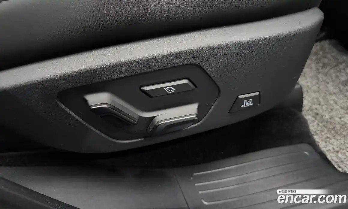 Hyundai Santa Fe 2023 2.5 гидро в Москве № 1317786, фото 36