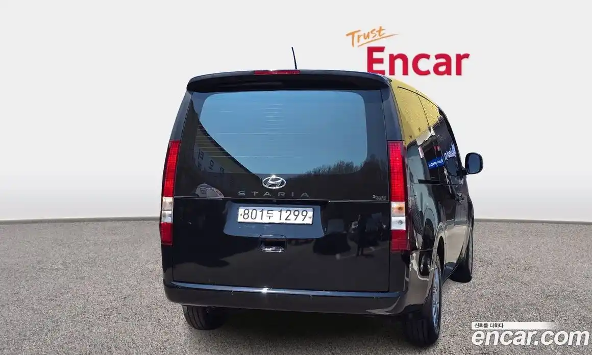 Hyundai Staria 2023 2.2 гидро в Москве № 1317916, фото 4