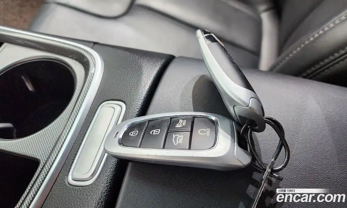 Hyundai Santa Fe 2023 2.2 гидро в Москве № 1318062, фото 21