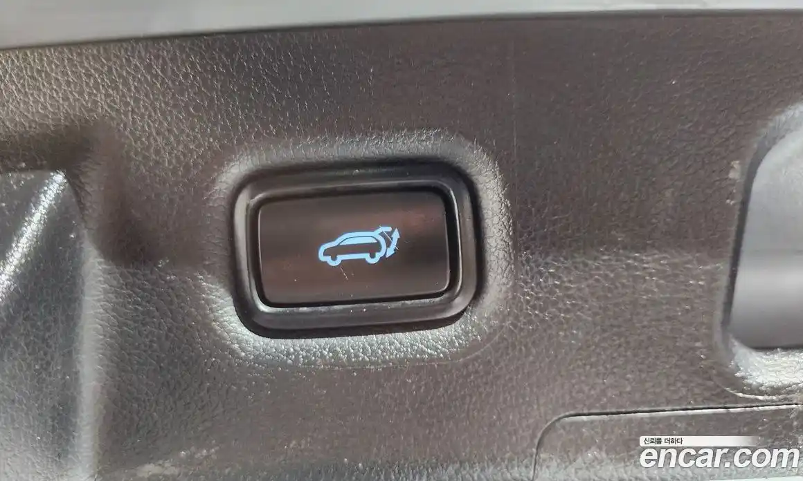 Hyundai Santa Fe 2023 2.2 гидро в Москве № 1318062, фото 24
