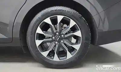 Kia Canival 2022 2.2 гидро в Москве № 1318398, миниатюра 7