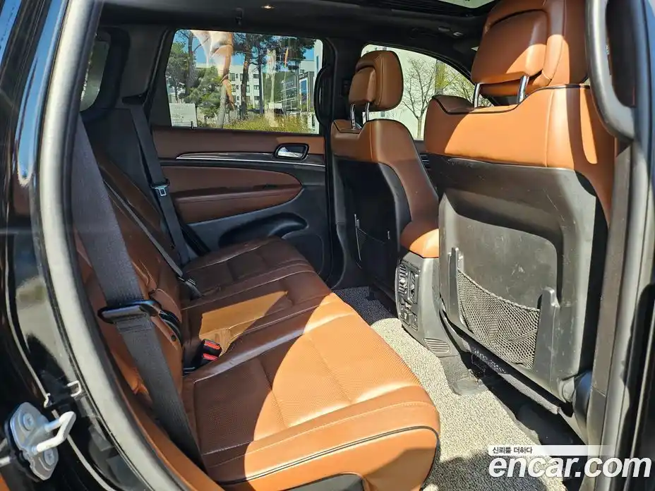 Jeep Cherokee 2021 3.6 гидро в Москве № 1323690, фото 13