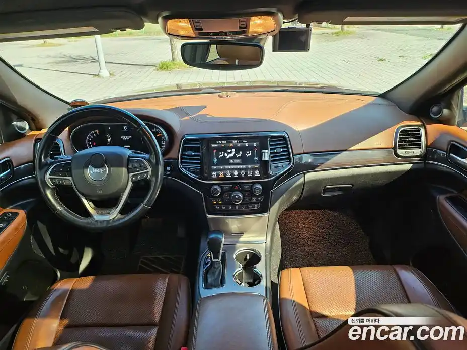 Jeep Cherokee 2021 3.6 гидро в Москве № 1323690, фото 15
