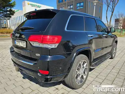Jeep Cherokee 2021 3.6 гидро в Москве № 1323690, миниатюра 6