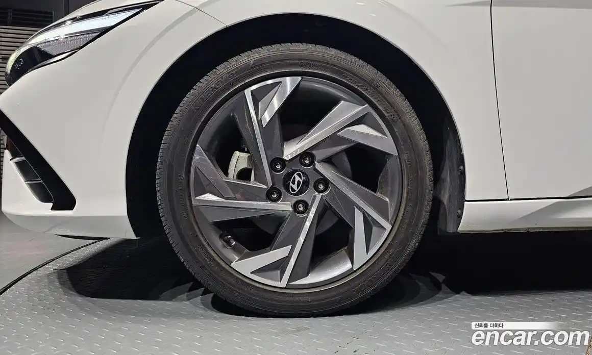 Hyundai Avante 2023 1.6 гидро в Москве № 1341959, фото 5