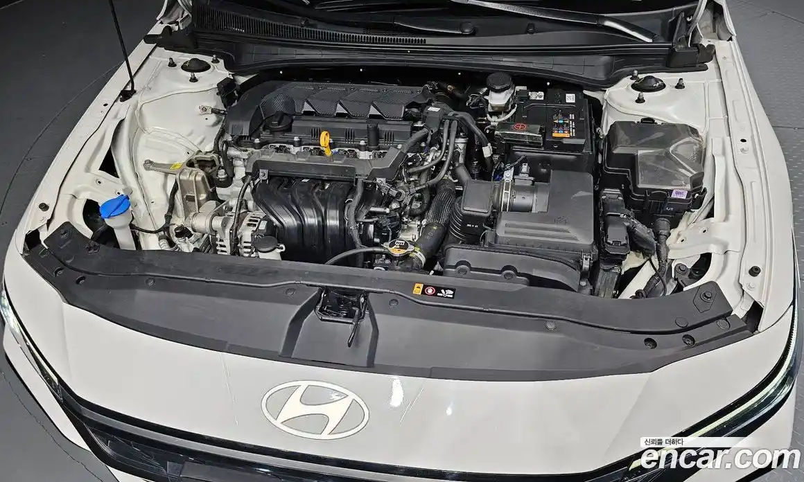 Hyundai Avante 2023 1.6 гидро в Москве № 1341959, фото 6