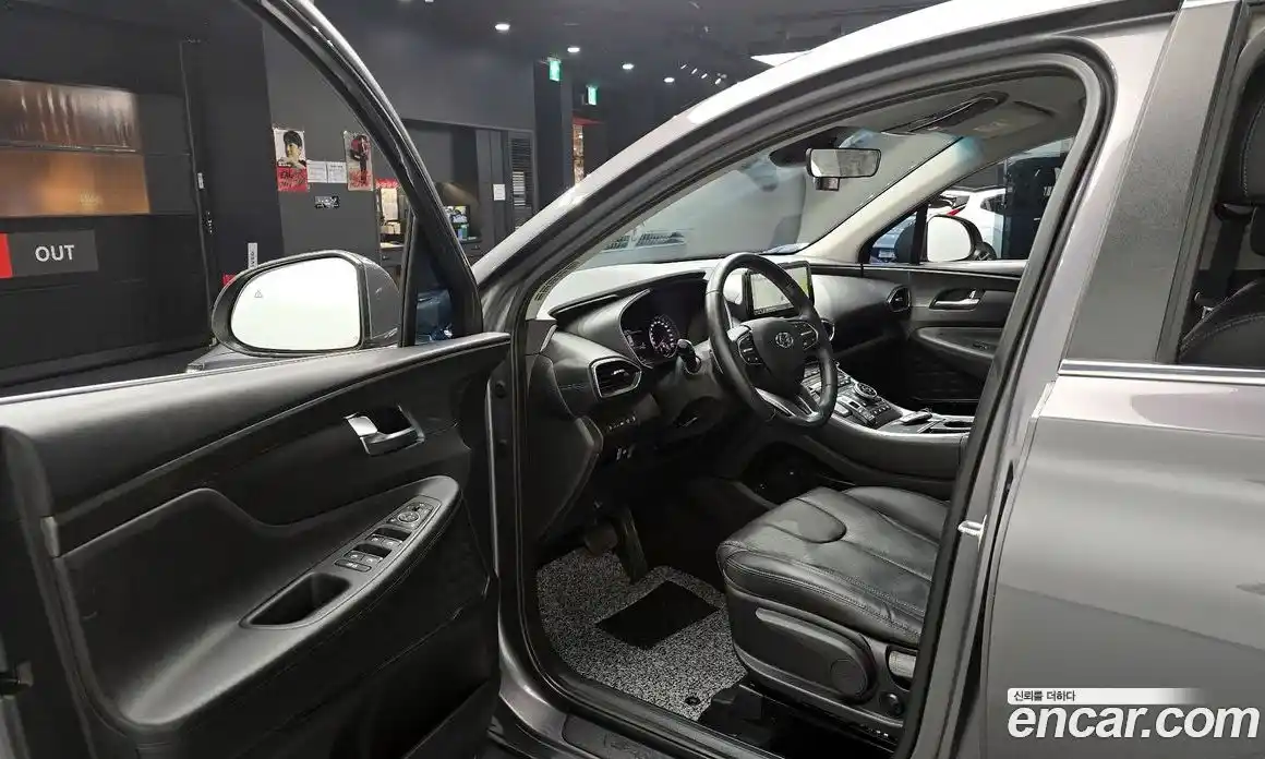 Hyundai Santa Fe 2023 2.2 гидро в Москве № 1417382, фото 13