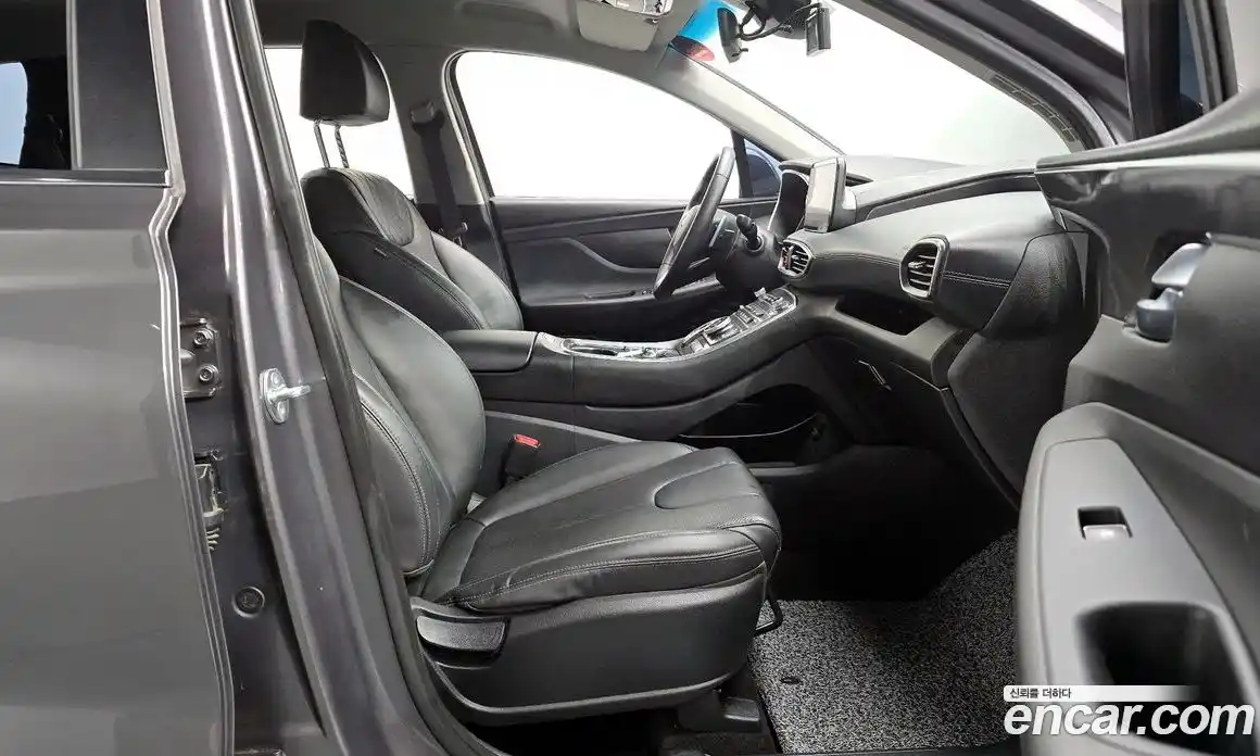 Hyundai Santa Fe 2023 2.2 гидро в Москве № 1417382, фото 16